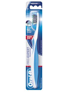 Oral-B Pro-Expert CrossAction Superior Clean